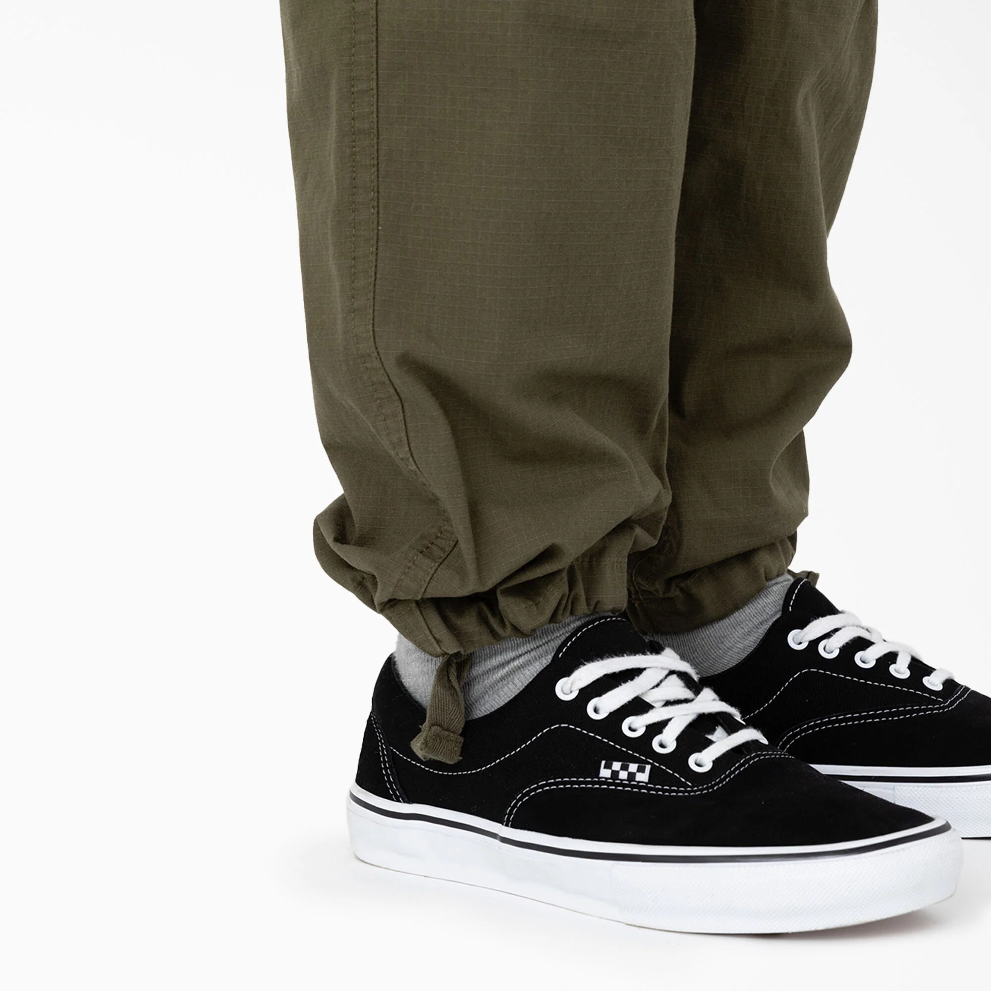 Eagle Bend Relaxed Fit Double Knee Cargo Pants - Image 6