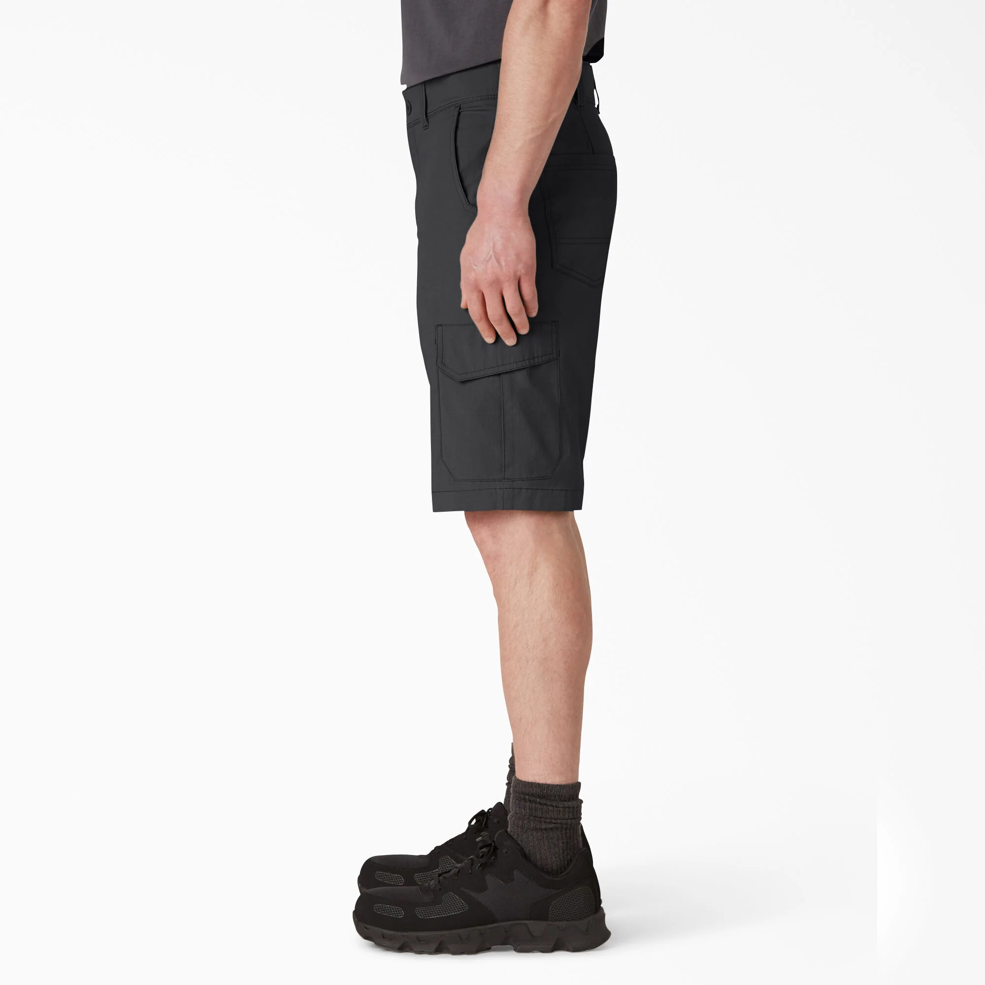 FLEX Cooling Regular Fit Cargo Shorts, 11" - Image 3