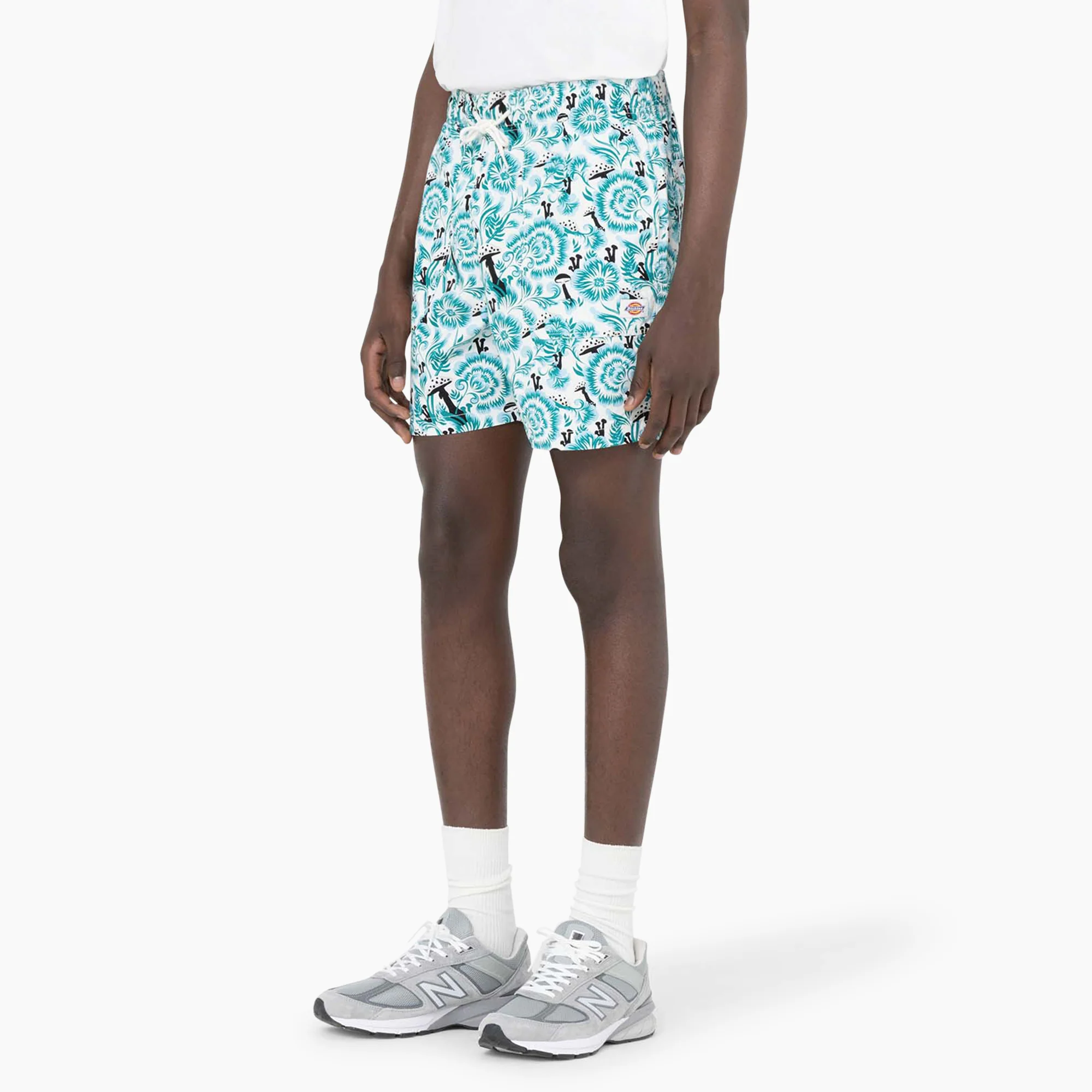 Roseburg Relaxed Fit Shorts, 7" - Image 3