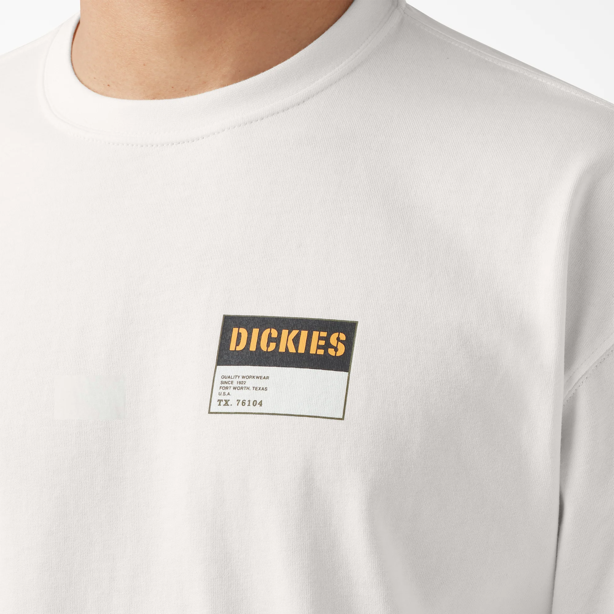 Street Utility Graphic T-Shirt - Image 4
