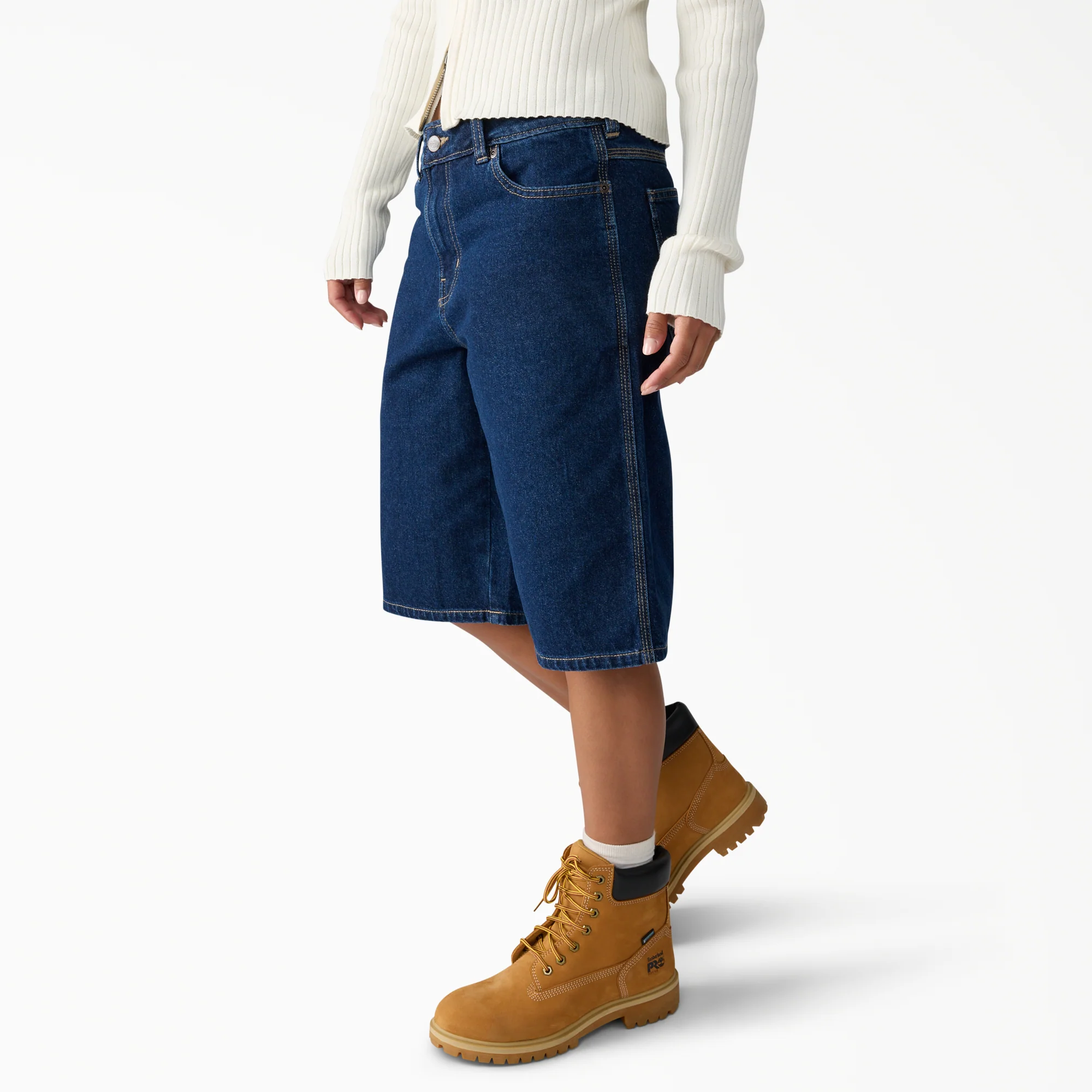 Women's 957 Loose Denim Shorts, 13" - Image 3
