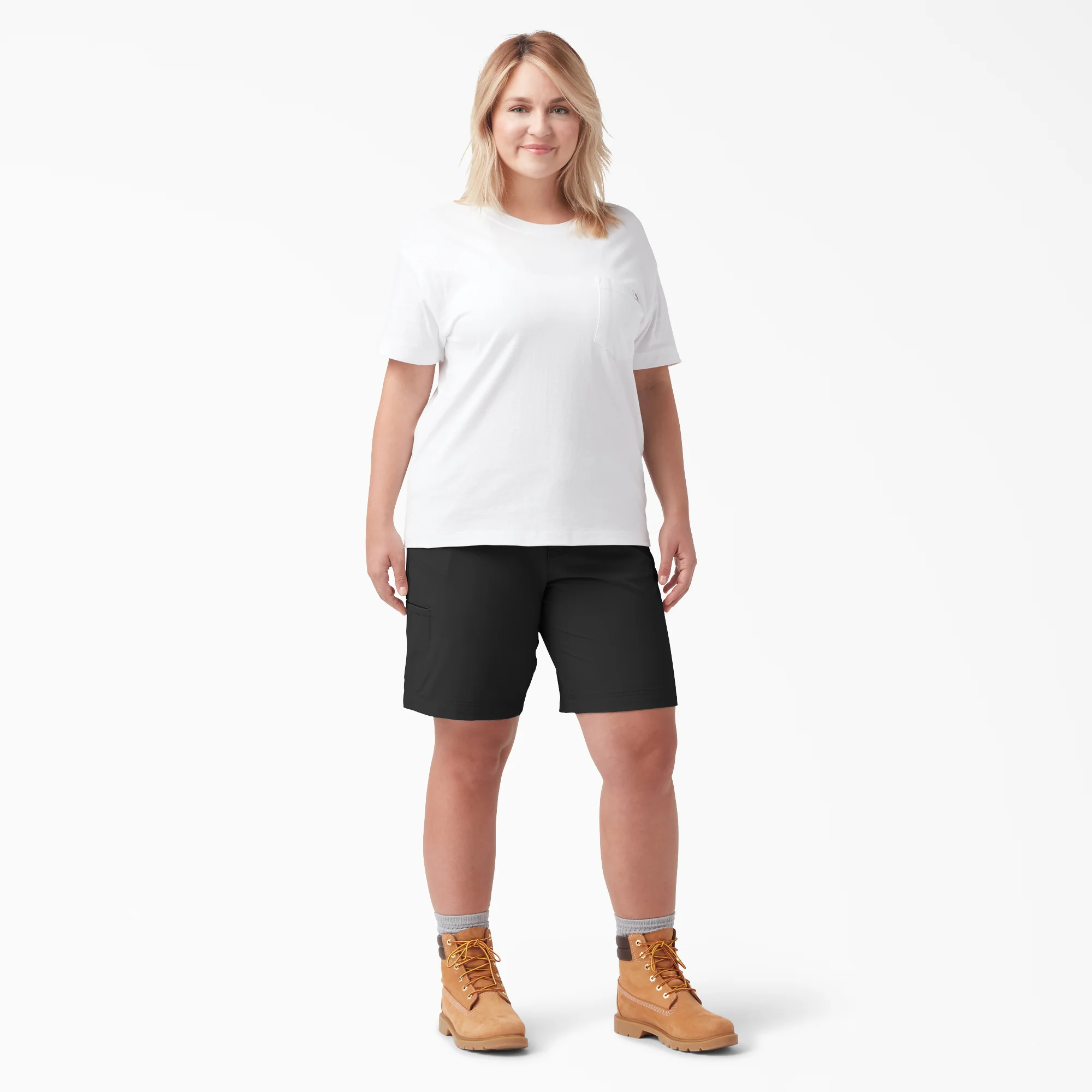 Women's Plus Cooling Relaxed Fit Shorts, 9" - Image 4