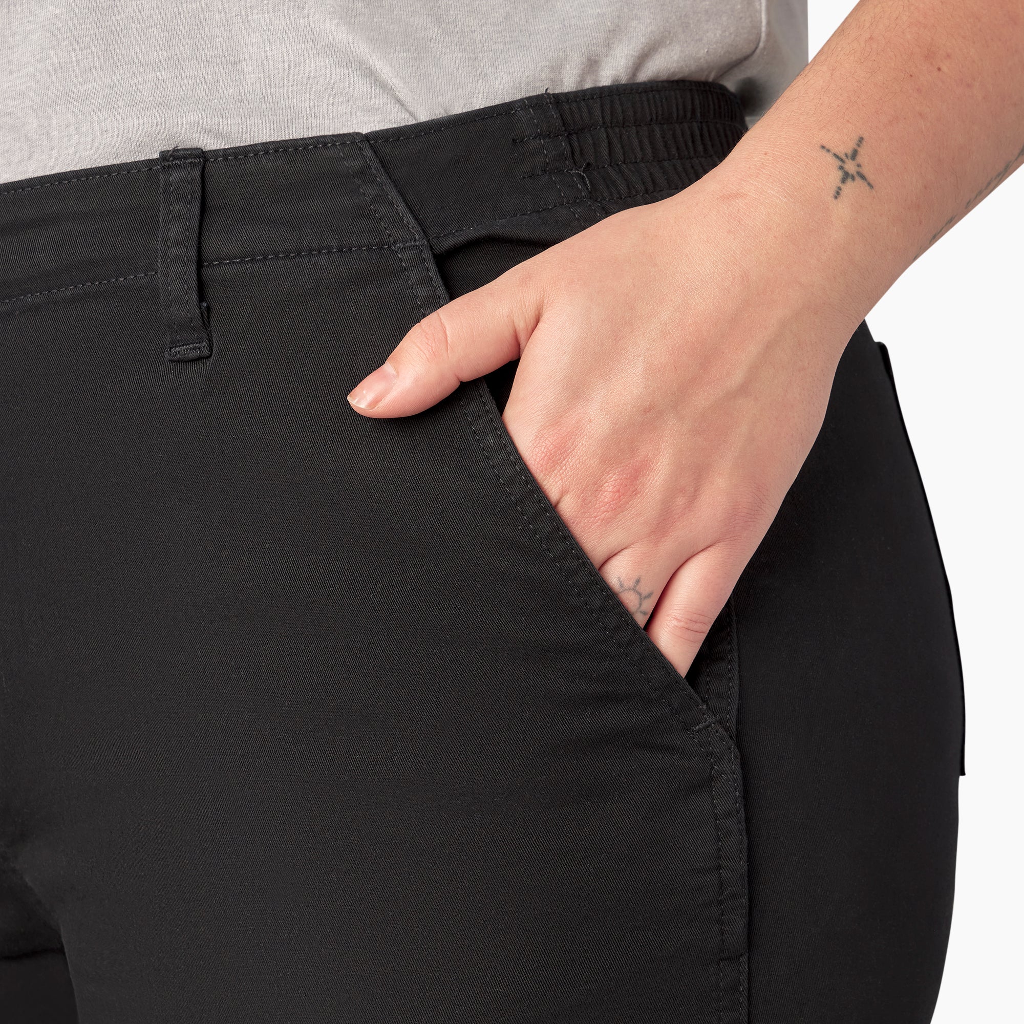 Women's Plus High Rise Fit Cargo Pants - Image 8