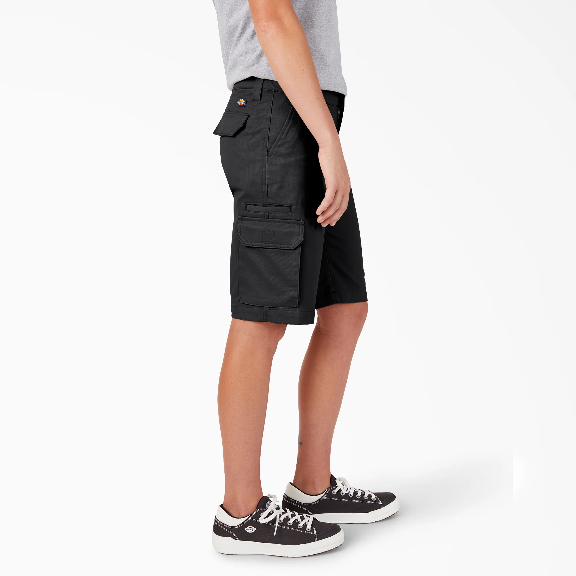 Women's Relaxed Fit Cargo Shorts, 11" - Image 3
