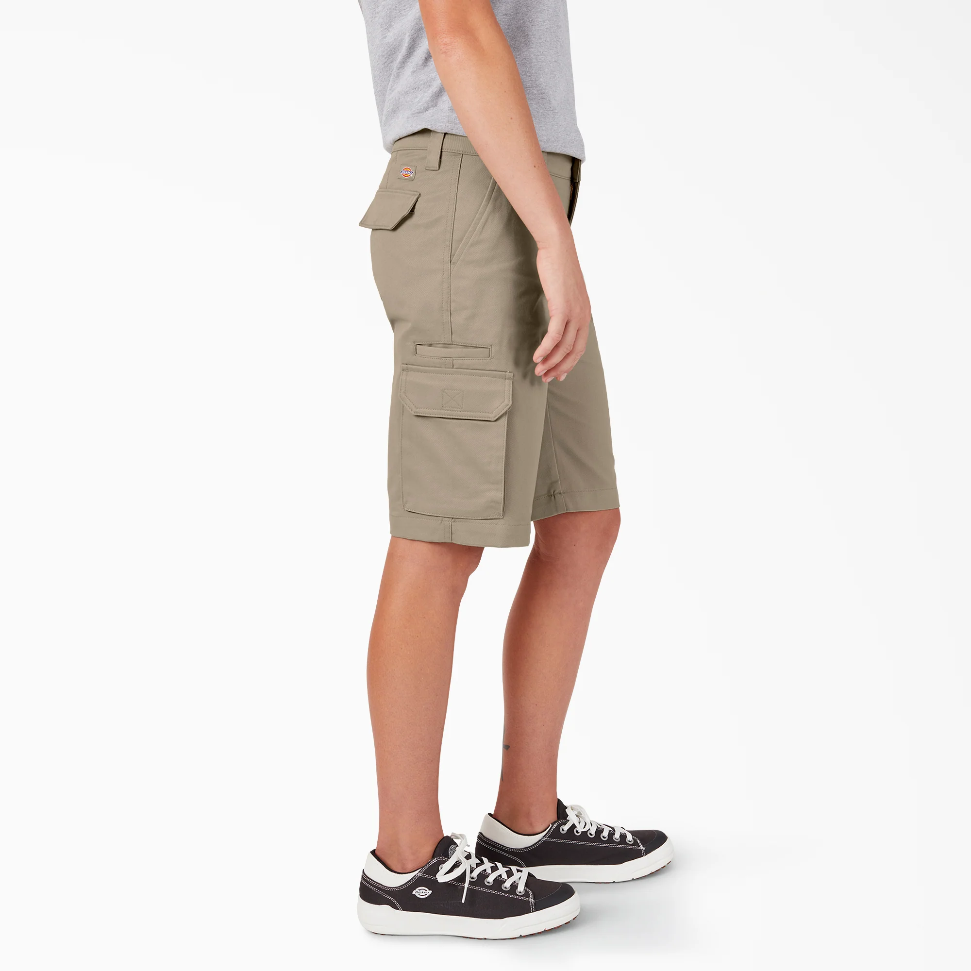 Women's Relaxed Fit Cargo Shorts, 11" - Image 3
