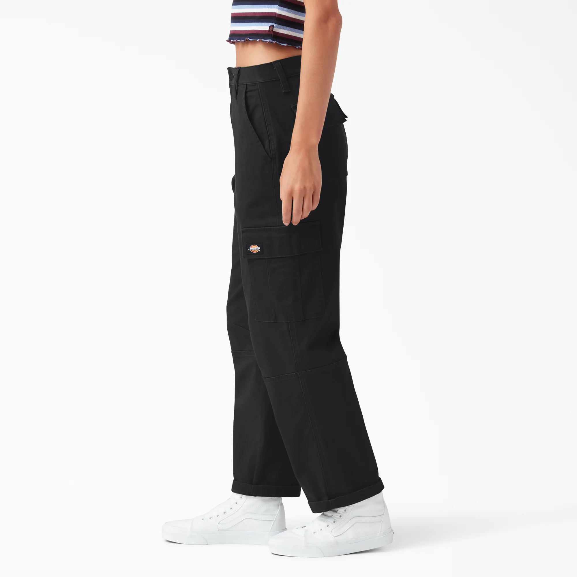 Women's Relaxed Fit Cropped Cargo Pants - Image 3